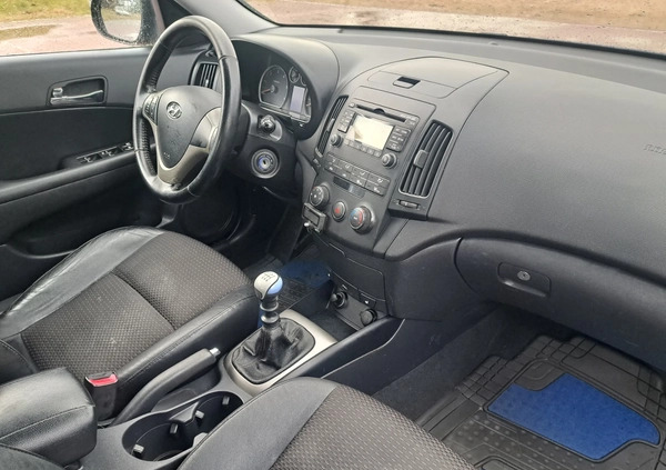 Hyundai I30 cena 14900 przebieg: 250139, rok produkcji 2008 z Przemków małe 172